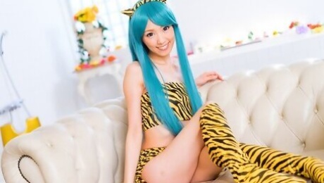 Double japanese cosplay with Urusei Yatsura fucked in the bathroom